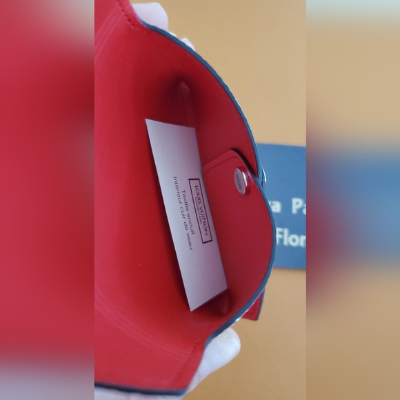 Louis Vuitton Escale kirigami small pouch - Picture 8 of 12